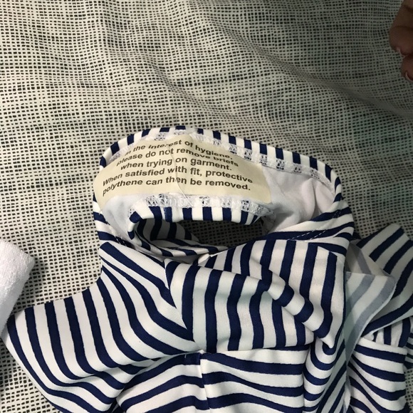 Baby girls swimsuit - Picture 3 of 7